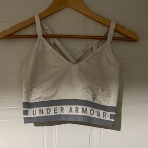 UNDERARMOUR LONGLINE SPORTS BRA!!!